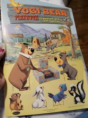 Yogi Bear Playbook Push-Out Playset - Yellow